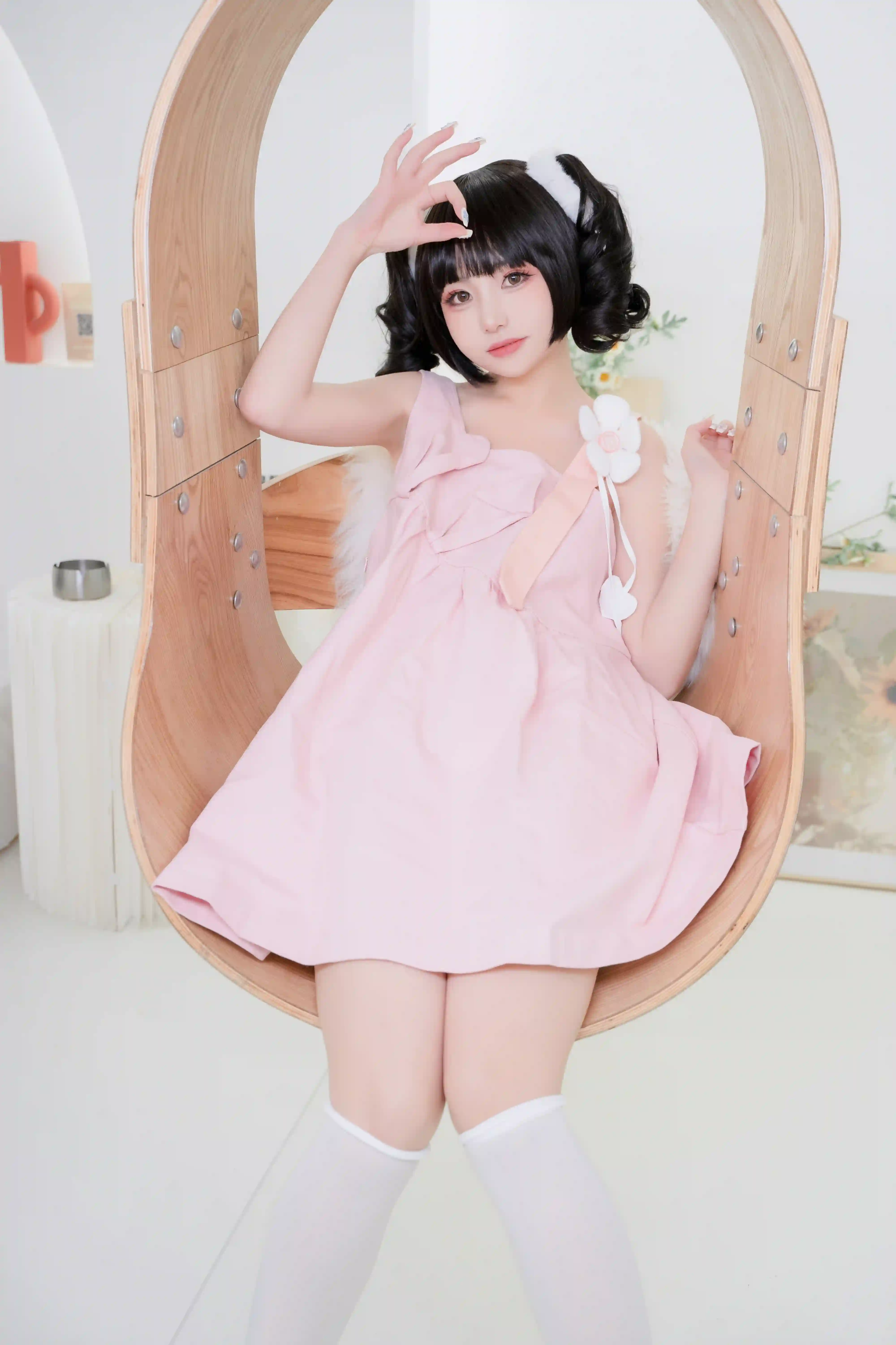 喵小吉 - NO.83 蜜桃乌龙 在线看图 第3张