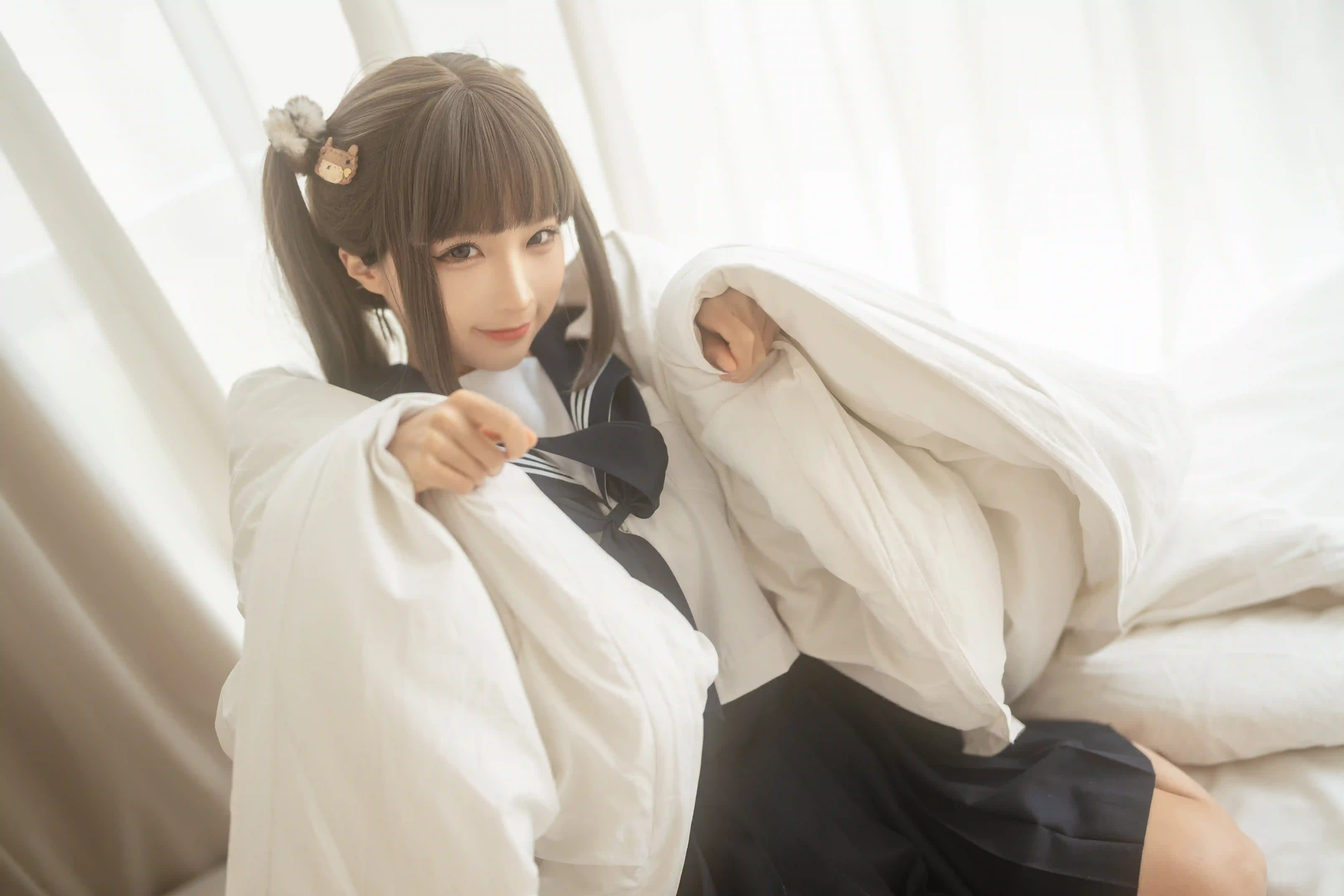 蠢沫沫 被窝JK [15P1V-400MB] 在线看图 第2张