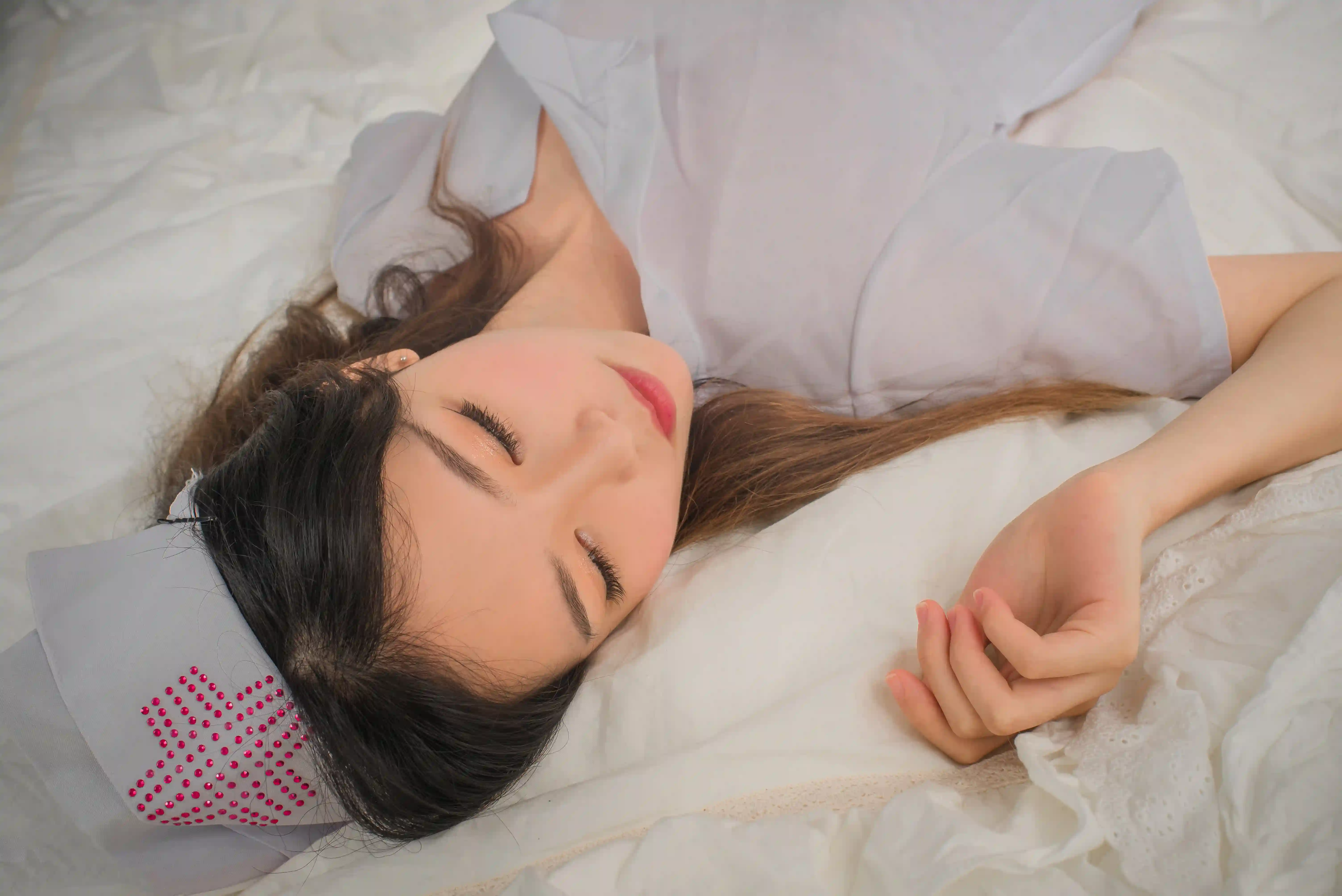 抖娘利世  俏皮小护士 [41P-239MB] 在线看图 第2张