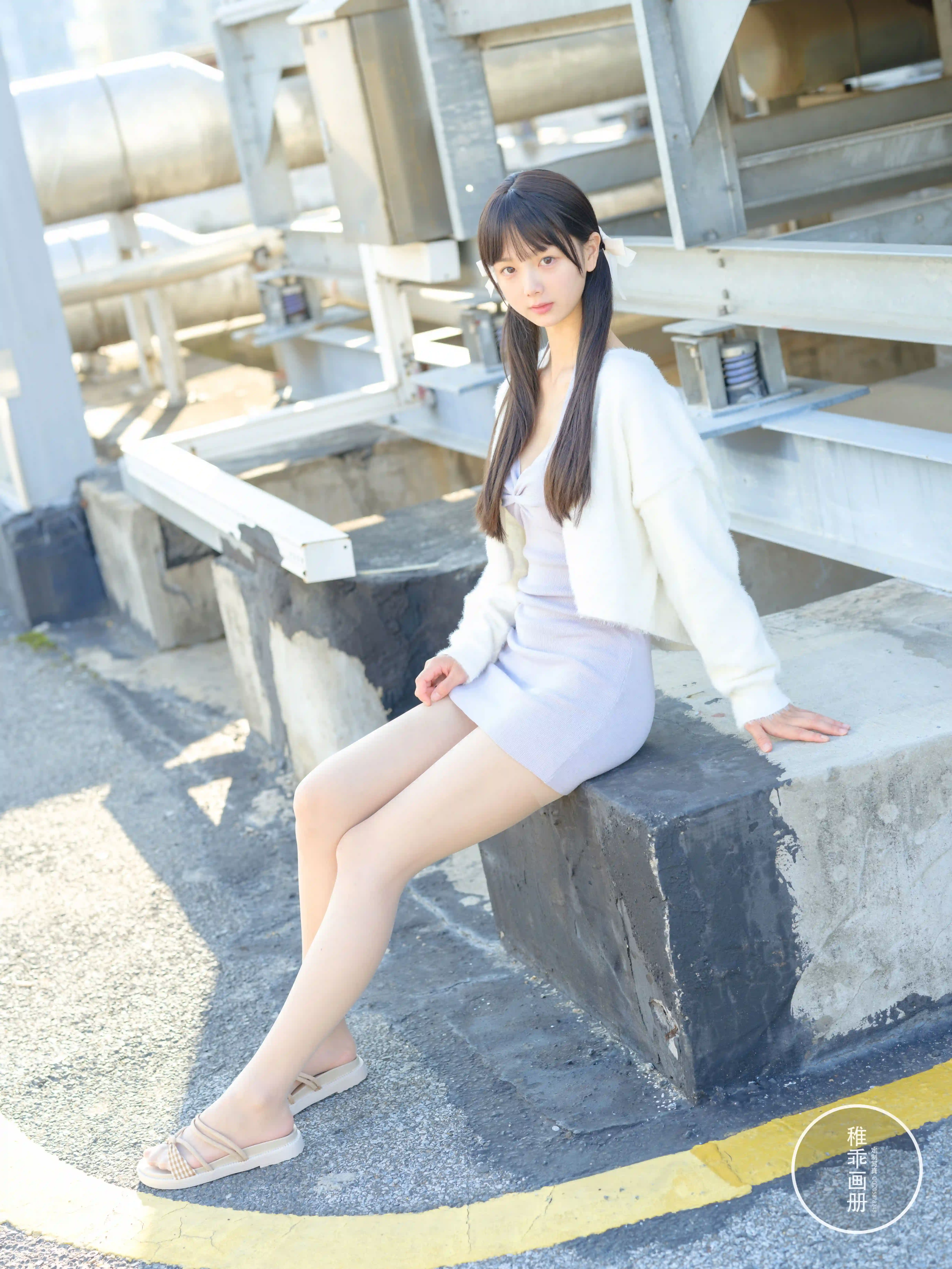 稚乖画册  夜夜 天台停车场肉丝 Lolita [83P1V-4.68GB]-零零cos