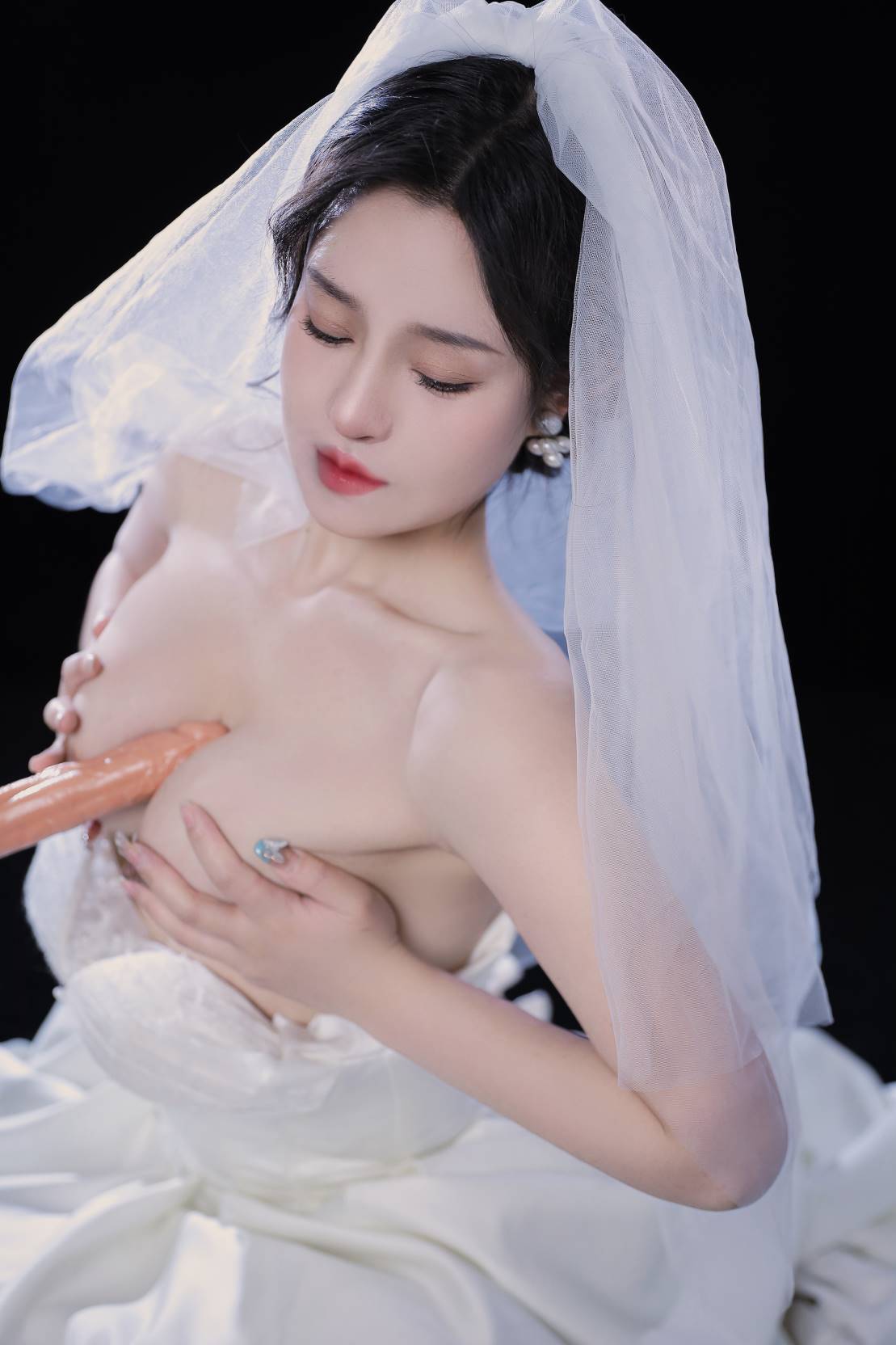 桃暖酱 NO.018 婚纱 [60P 478MB] 在线看图 第2张