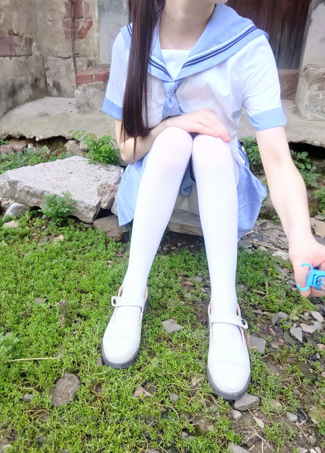 西尔酱 NO.023 青草水手服7 [74P1V-695MB]在线看图-零零cos